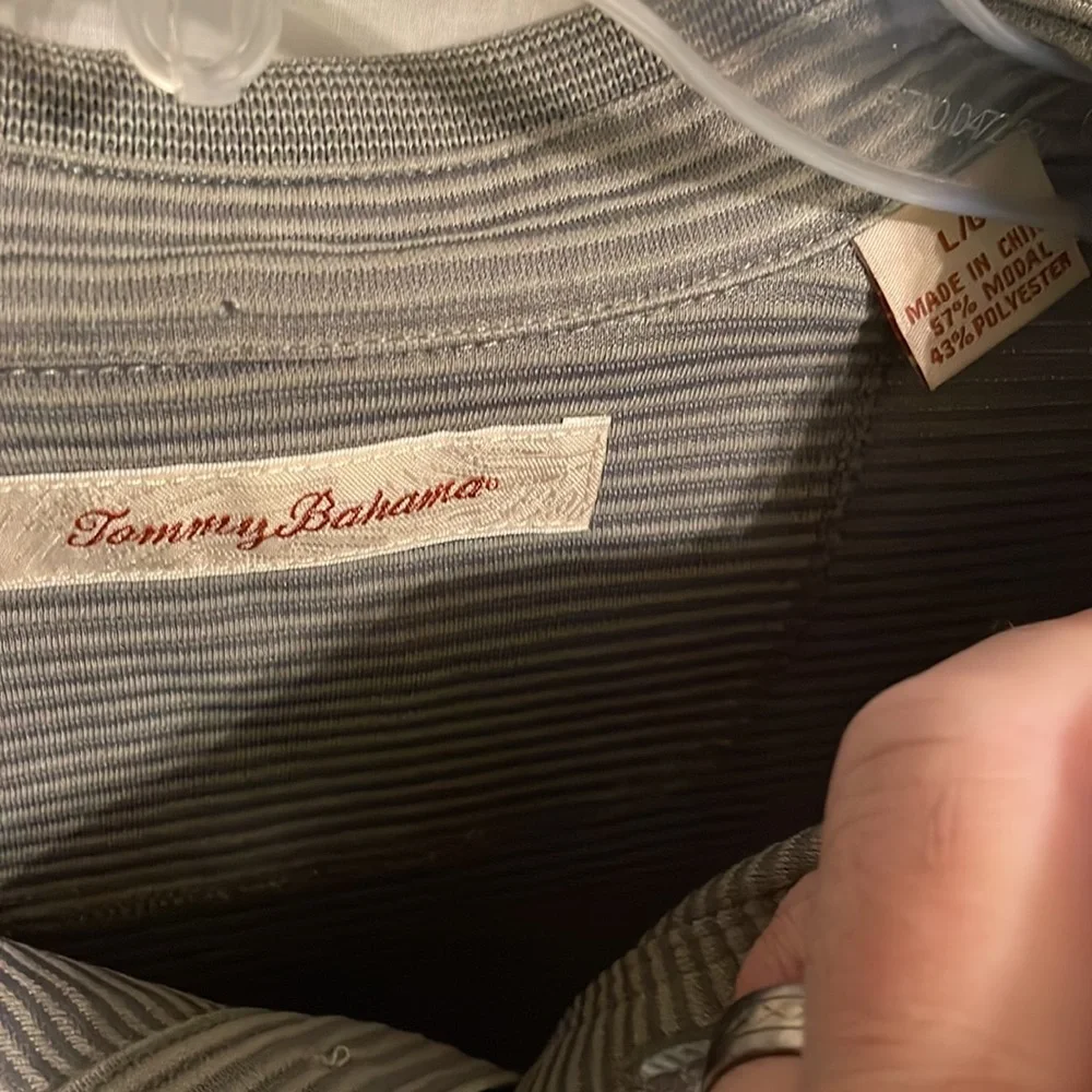 Tommy Bahama Men’s Gray Polo Sport Shirt Size Large - Picture 2 of 12